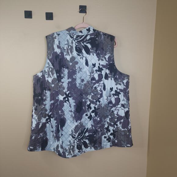 D&CO Full Zip Quilted Vest in Gray Abstract Floral Size 2X - Picture 6 of 9